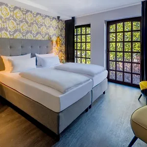 Rugs Hotel Colonia