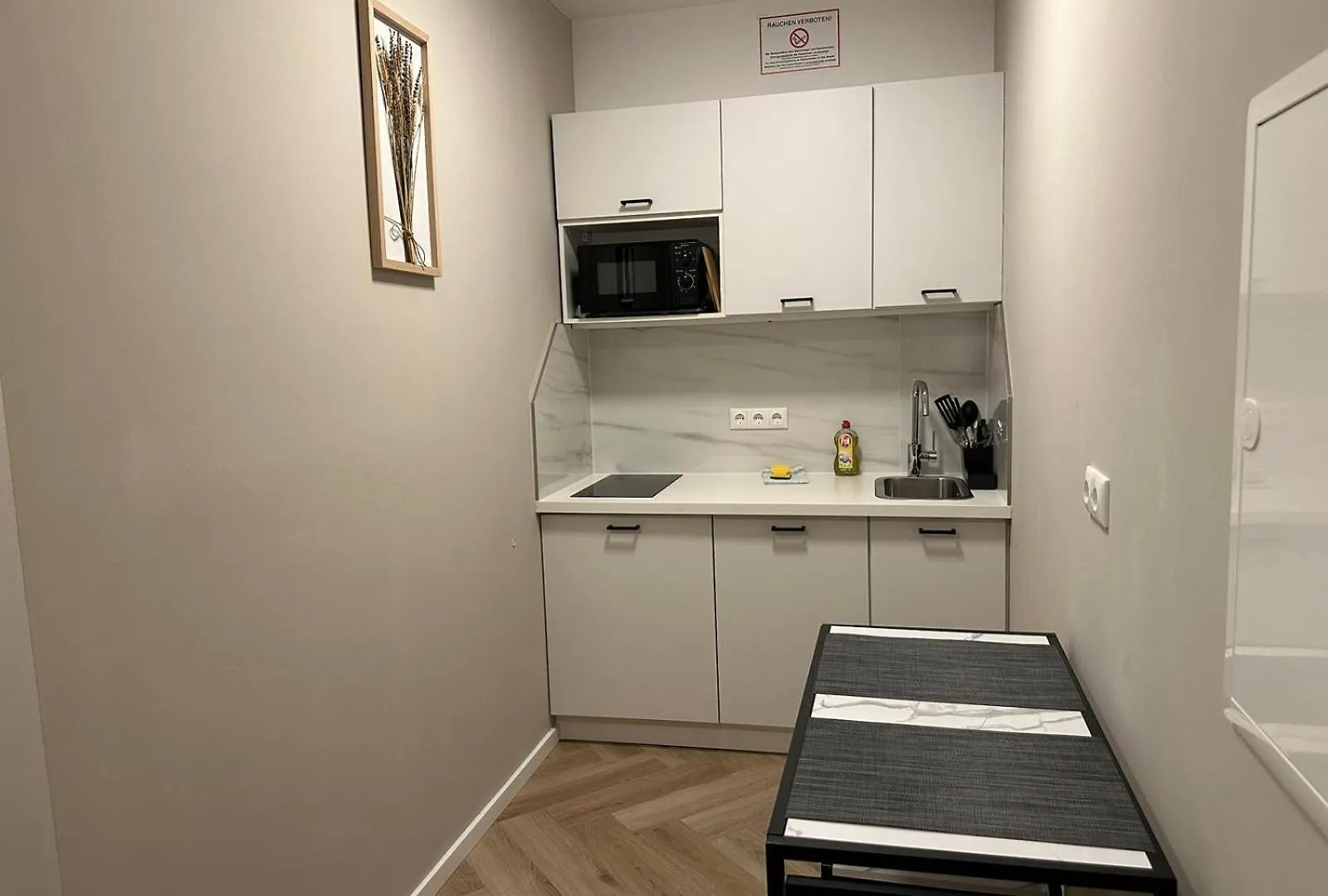 הנובר Aparthotel Lenau 3*,