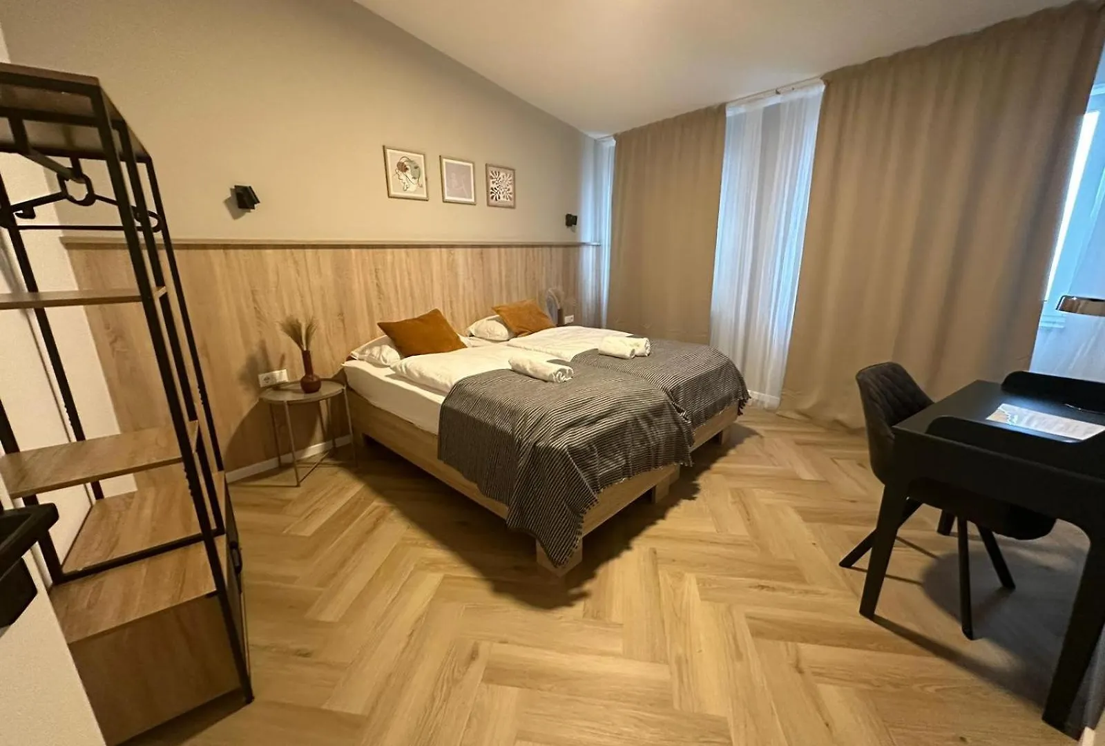 הנובר Aparthotel Lenau